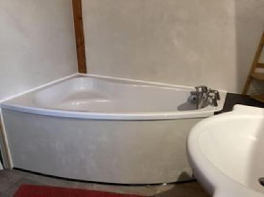 Le Gite De La Fontaine Chiddes Luaran gambar