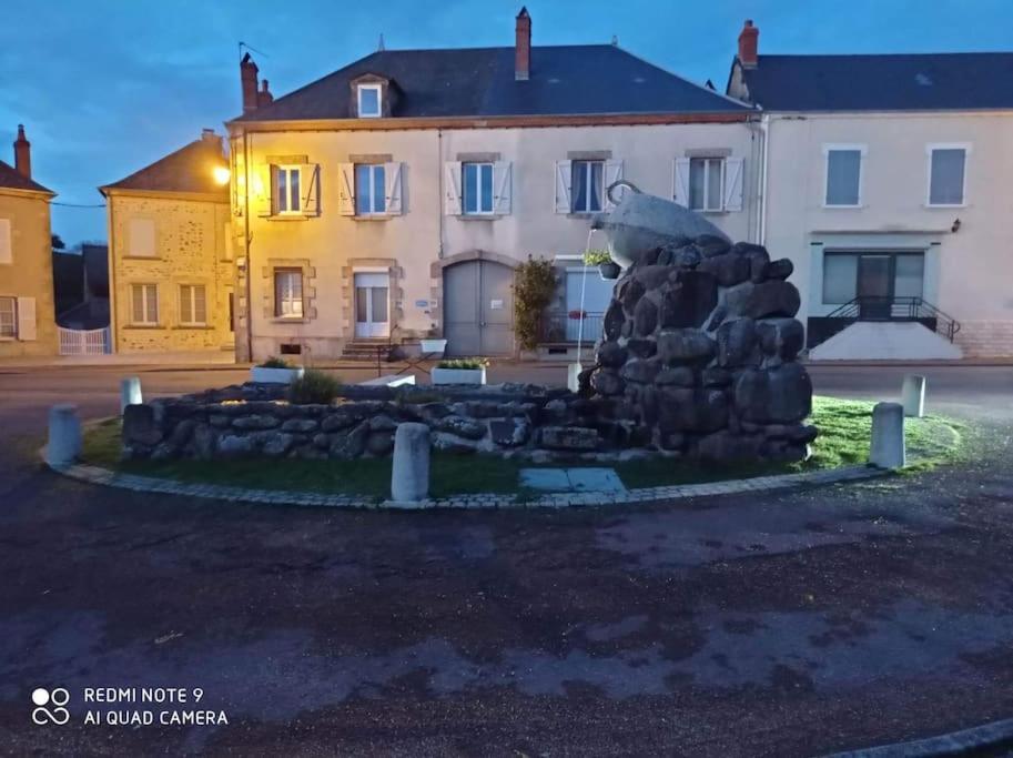 Le Gite De La Fontaine Chiddes Luaran gambar